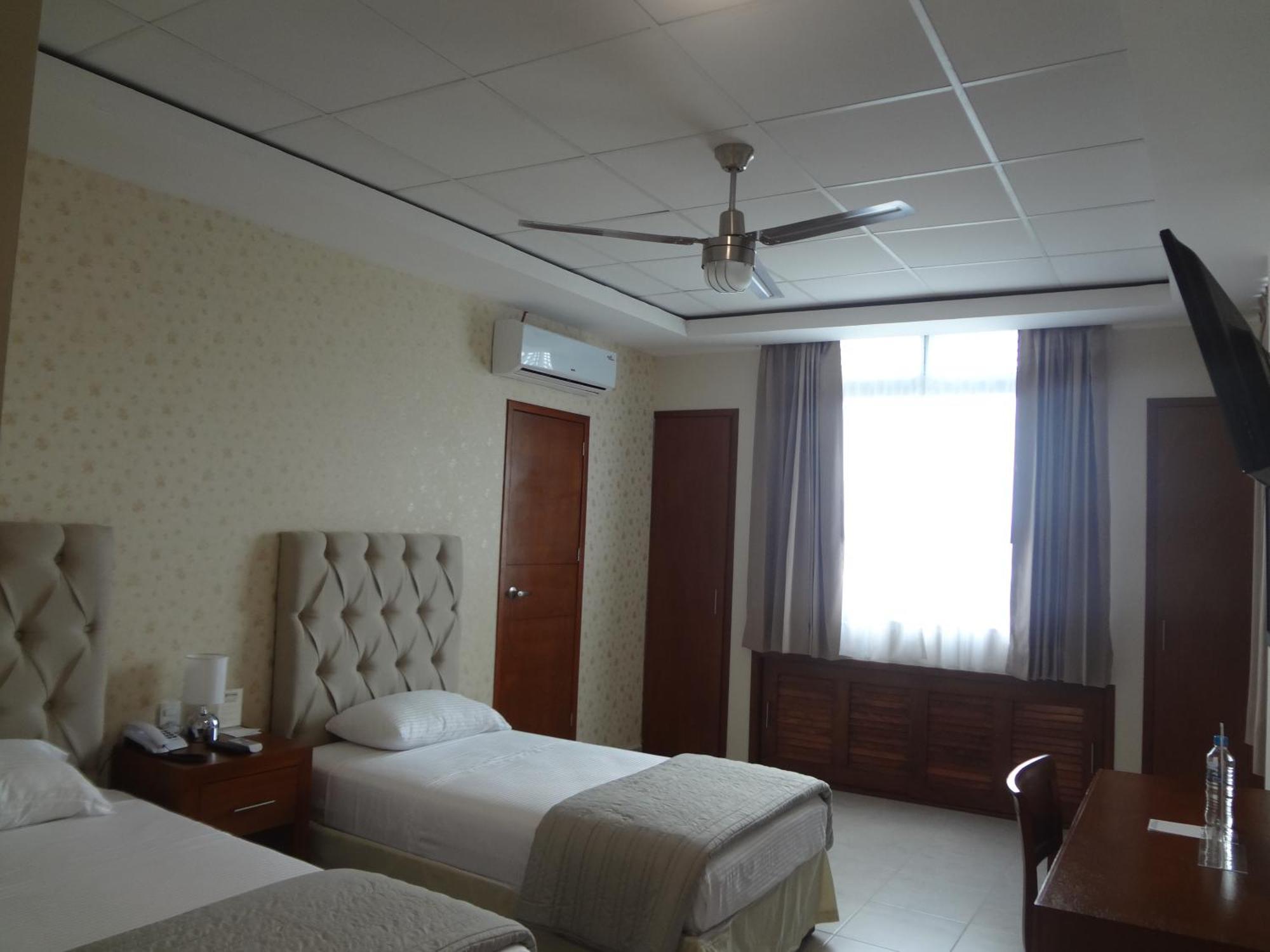 Hotel Civic Express Poza Rica Room photo