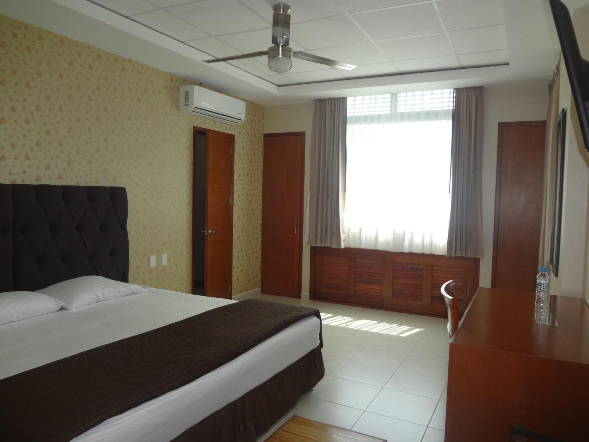 Hotel Civic Express Poza Rica Room photo